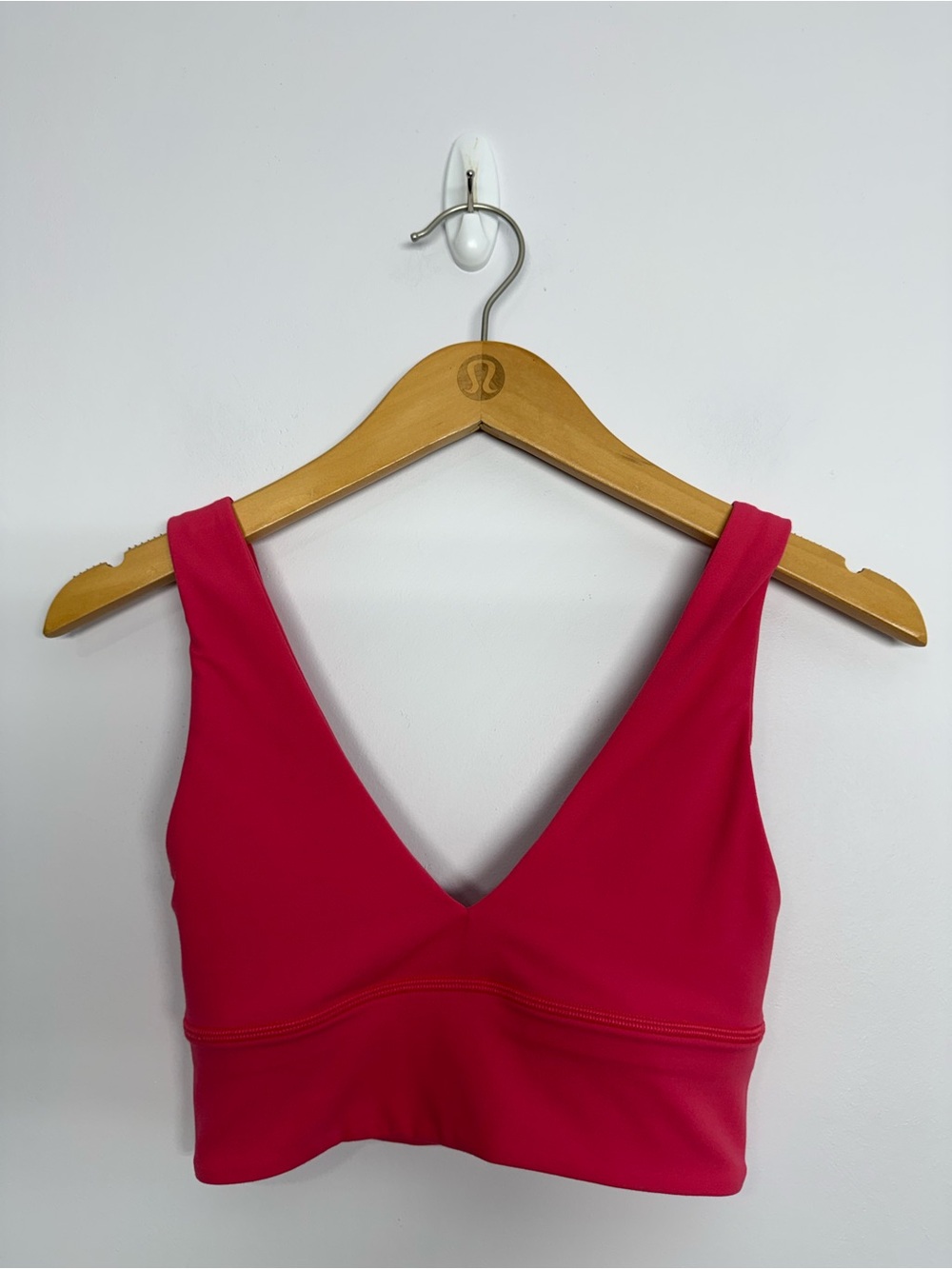 Lululemon Align V-Neck Bra Light Support, A/B Cup Lip Gloss Size 2